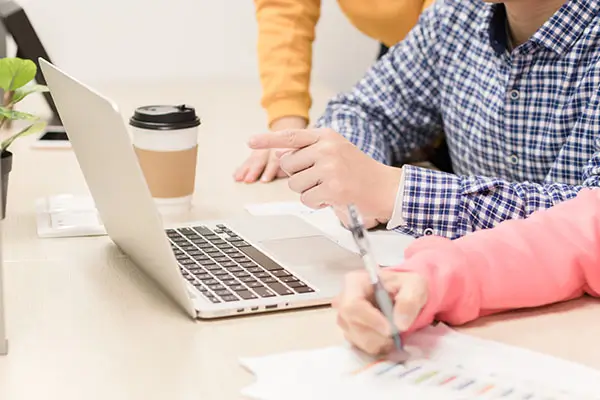 学法律的该选什么专业