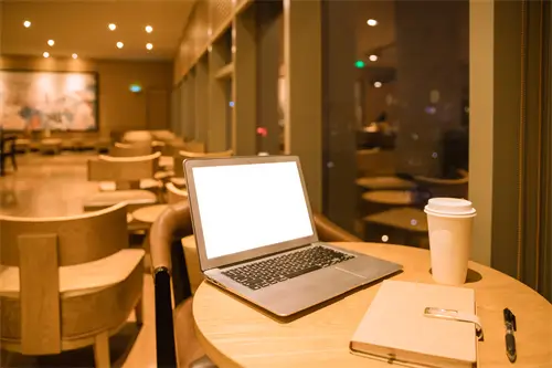 法律调整什么什么什么